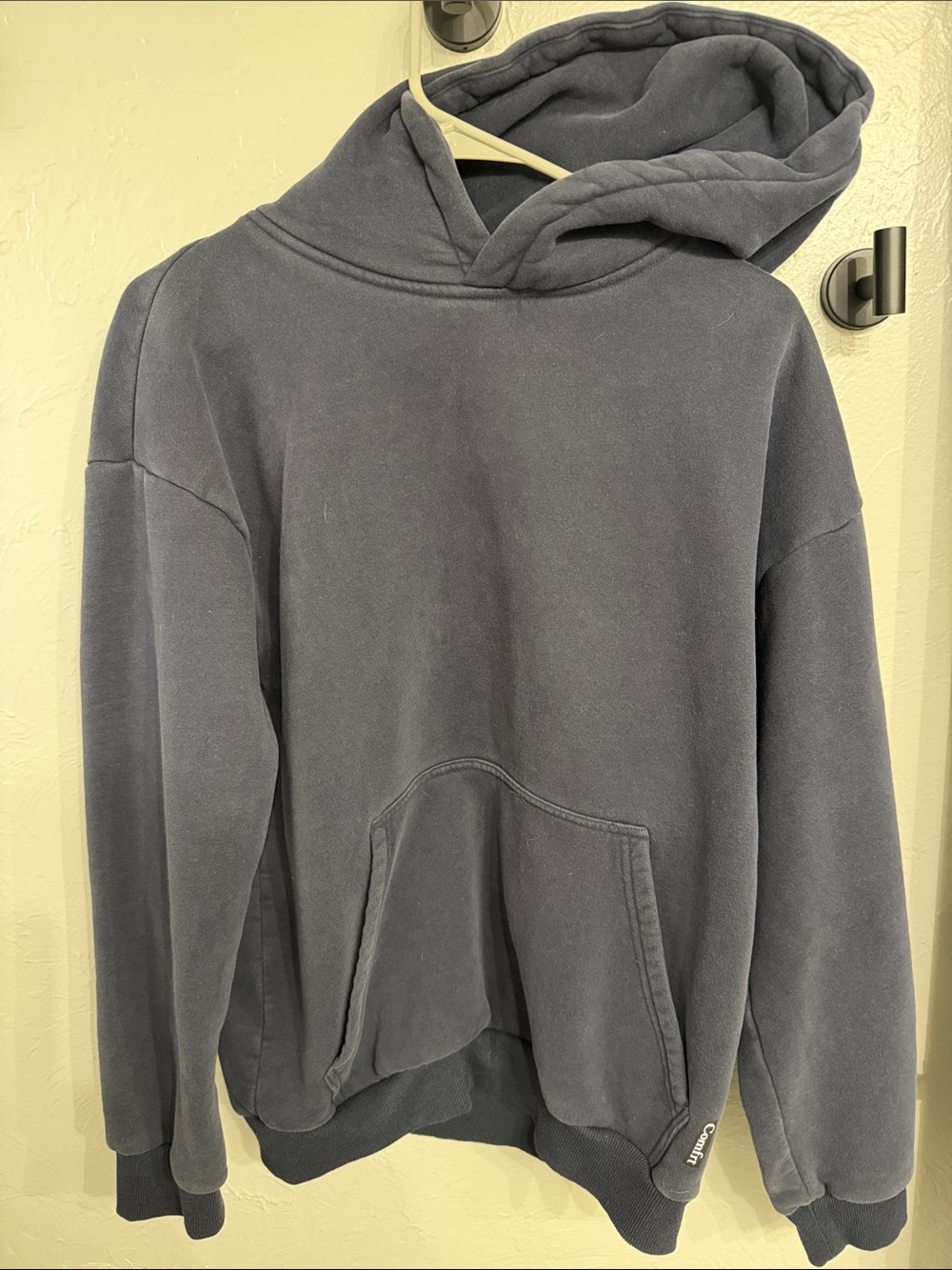 Classic Men's Hooded Sweatshirt in NAVY
